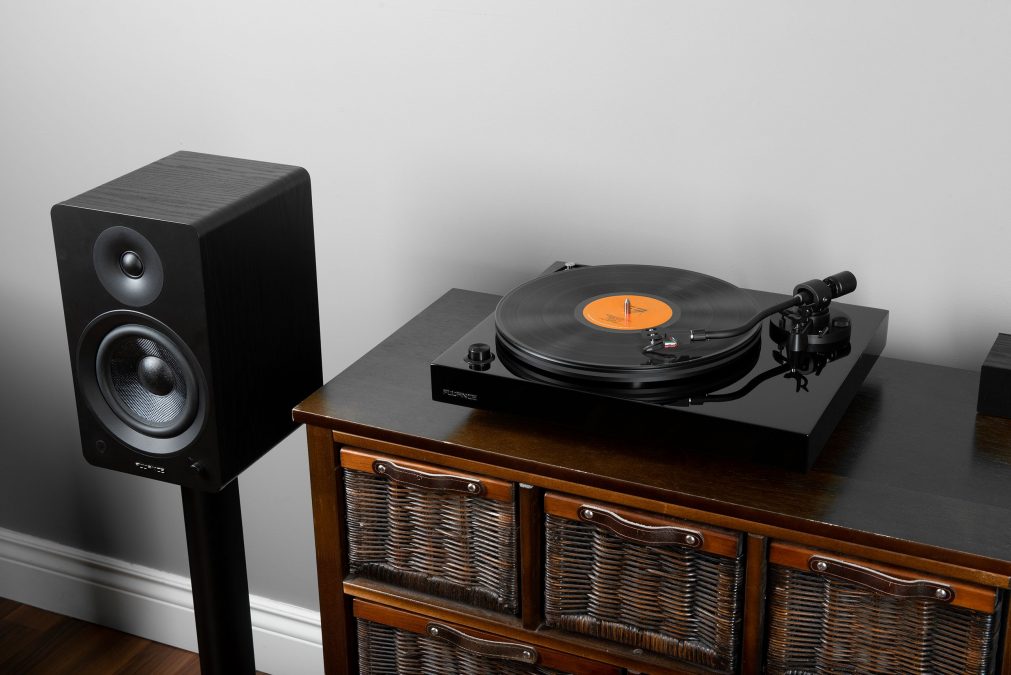 Fluance RT82 виниловый проигрыватель обзор - STEREO